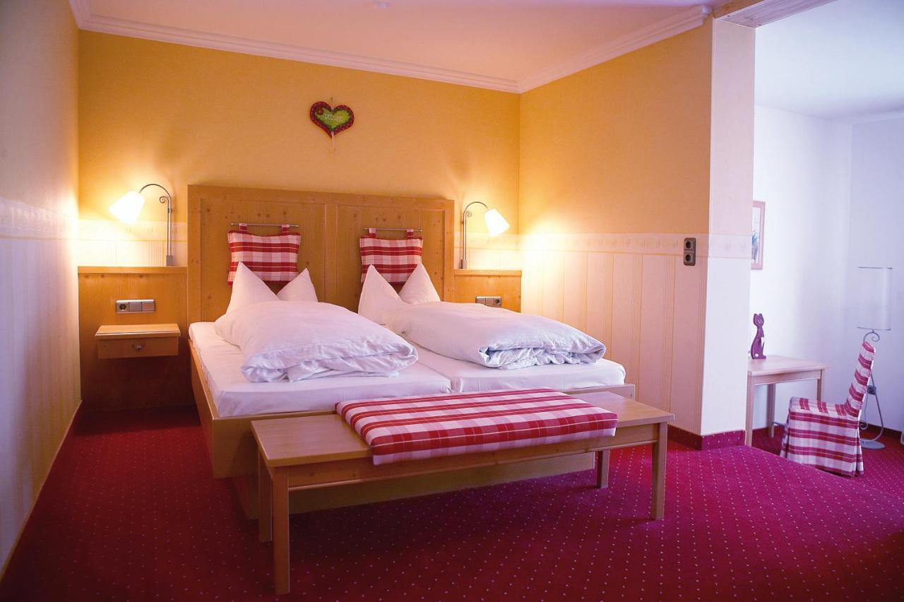 Landhotel Augustin Schwabthal Room photo